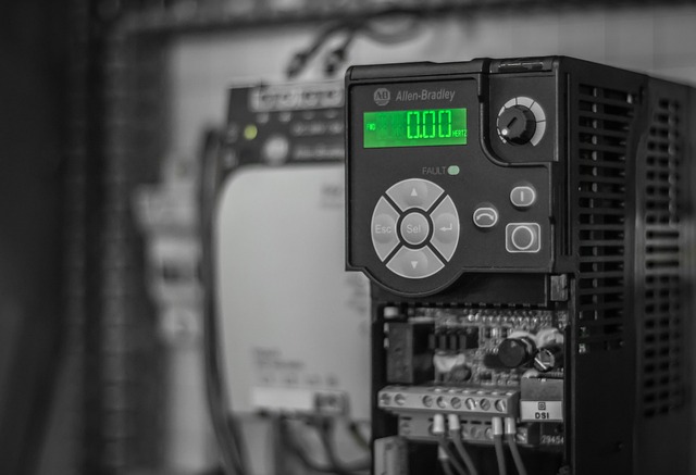 Fra kontrolrum til skyen: Plc-systemer i den digitale tidsalder